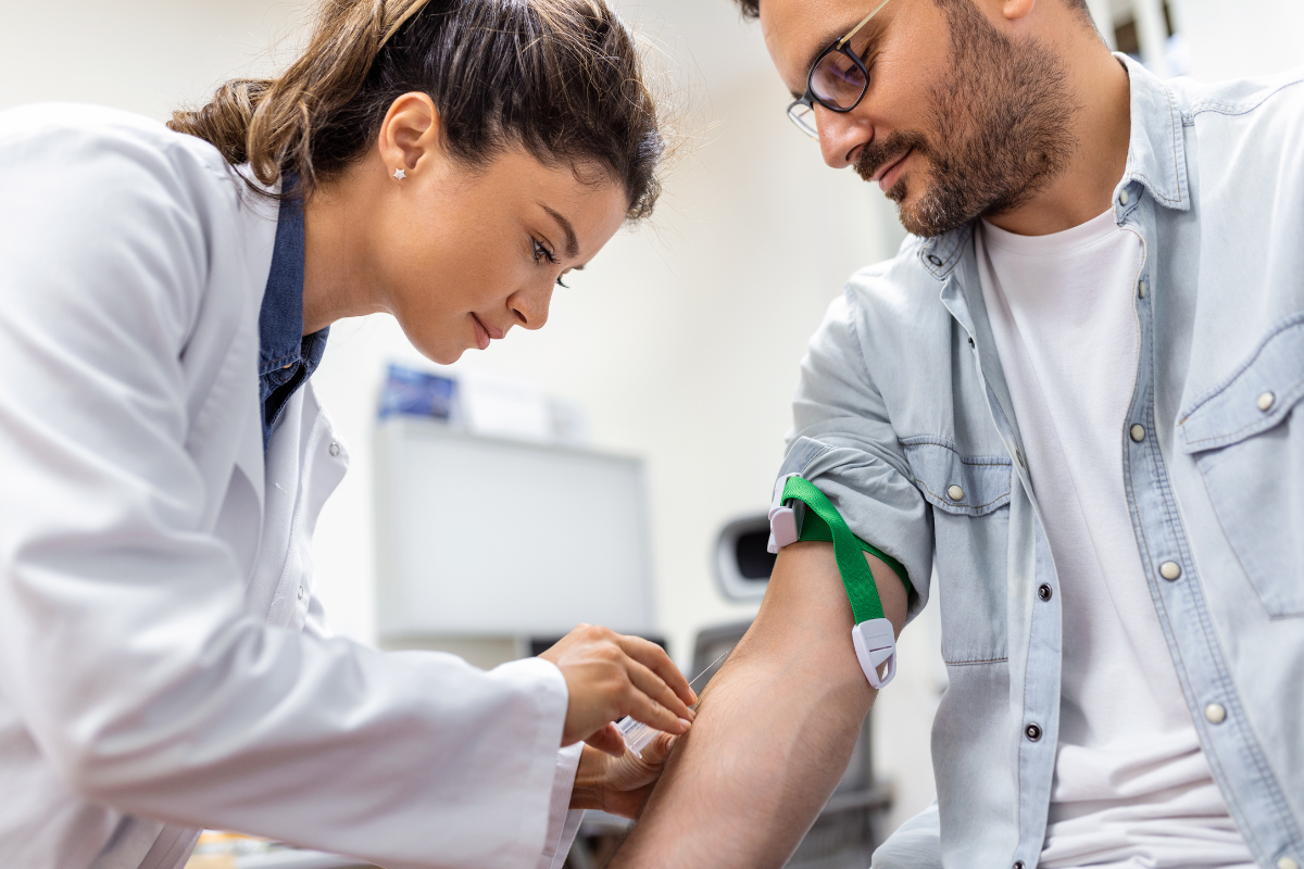 A curva de aprendizado do POCT o que os laboratórios precisam saber para começar imagem
